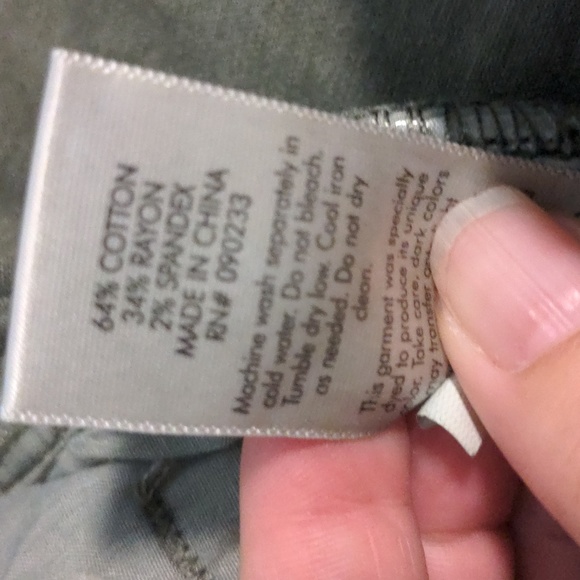 Olive Green Bullhead Skinny Jeans with ankle zipper.  Size 3 ankle - Picture 7 of 16